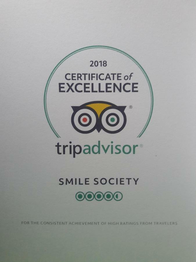 Hostel Smile Society Bangkok Exteriér fotografie